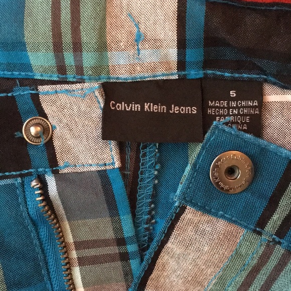 Calvin Klein Boys 2 piece Set - Picture 7 of 8